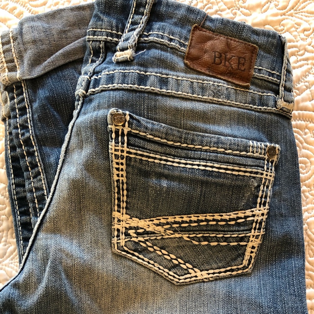 BKE crop jean size 28